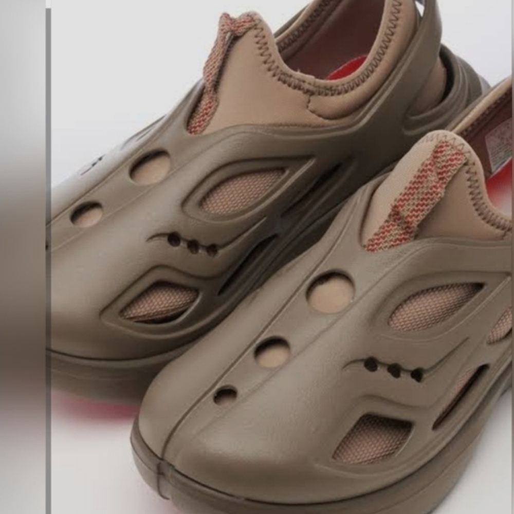 - Saucony TOMBOGO x Butterfly Boulder Brown,SZ.11 - Picture 6 of 10